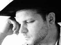 TL Briggs(Songwriter)