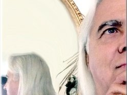 Hermann deLAgo Manik