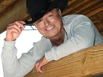Travis Reynolds