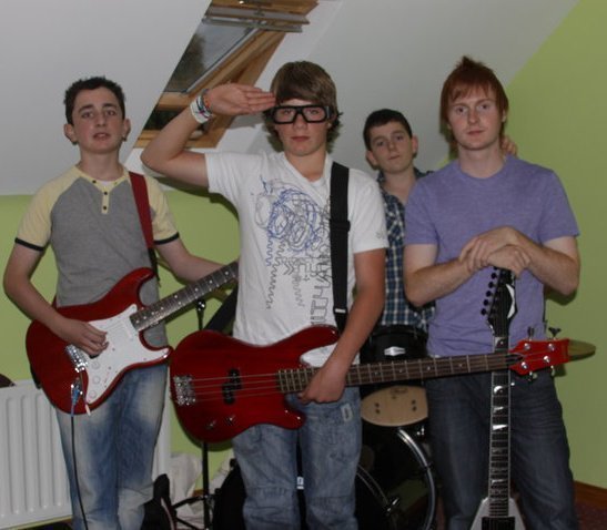 ReverbNation profile picture for @retake