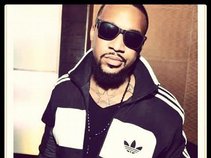 Ruga Santana™ (@coreycashiship)