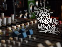 3000 Worlds Studio