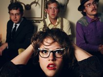 Sallie Ford & the Sound Outside
