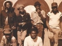 Roots Radics