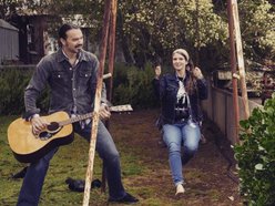 Marisa & Mark (MDV MUSIC)