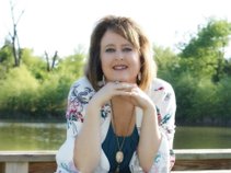 Melissa M Smith
