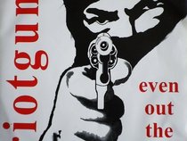 RIOTGUN