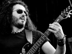 Alan Azar
