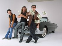 the gardis live