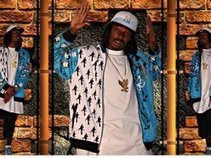 YoUnG Sm0ovE FlYbOy StAtUs