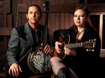 Amanda Richards & The Good Long Whiles