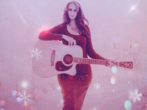 Evelyn  Roper (OPAL MOON)