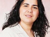 Paloma Blanca ( Cantautora BetsyGSoto)