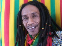 FREDIMARLEY RASTA MANIA LIVE at KANTIN 21 LOVINA SINGARAJA-BALI