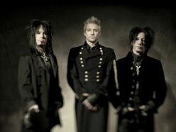 Sixx: A.M.
