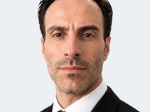 Alejandro De La Parra Solomon