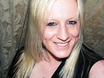 Stephanie Ankner-Songwriter