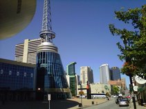 Dozha da Mac & Paul Wann