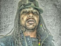 Poke Illa- BLK n FNS