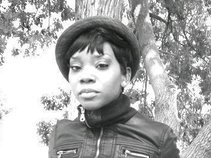 ShaNel Lyrique