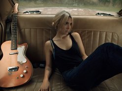 Ali Barter