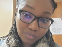 Shana B | R&B SINGER/SONGWRITER