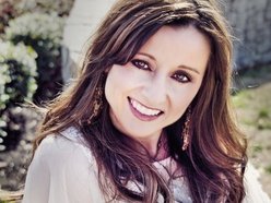Mindy Ellis