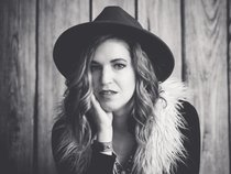 Kate Mills