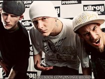Klouded Kingz(OFFICIAL BAND PAGE)