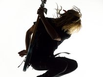 Lyric Dubee