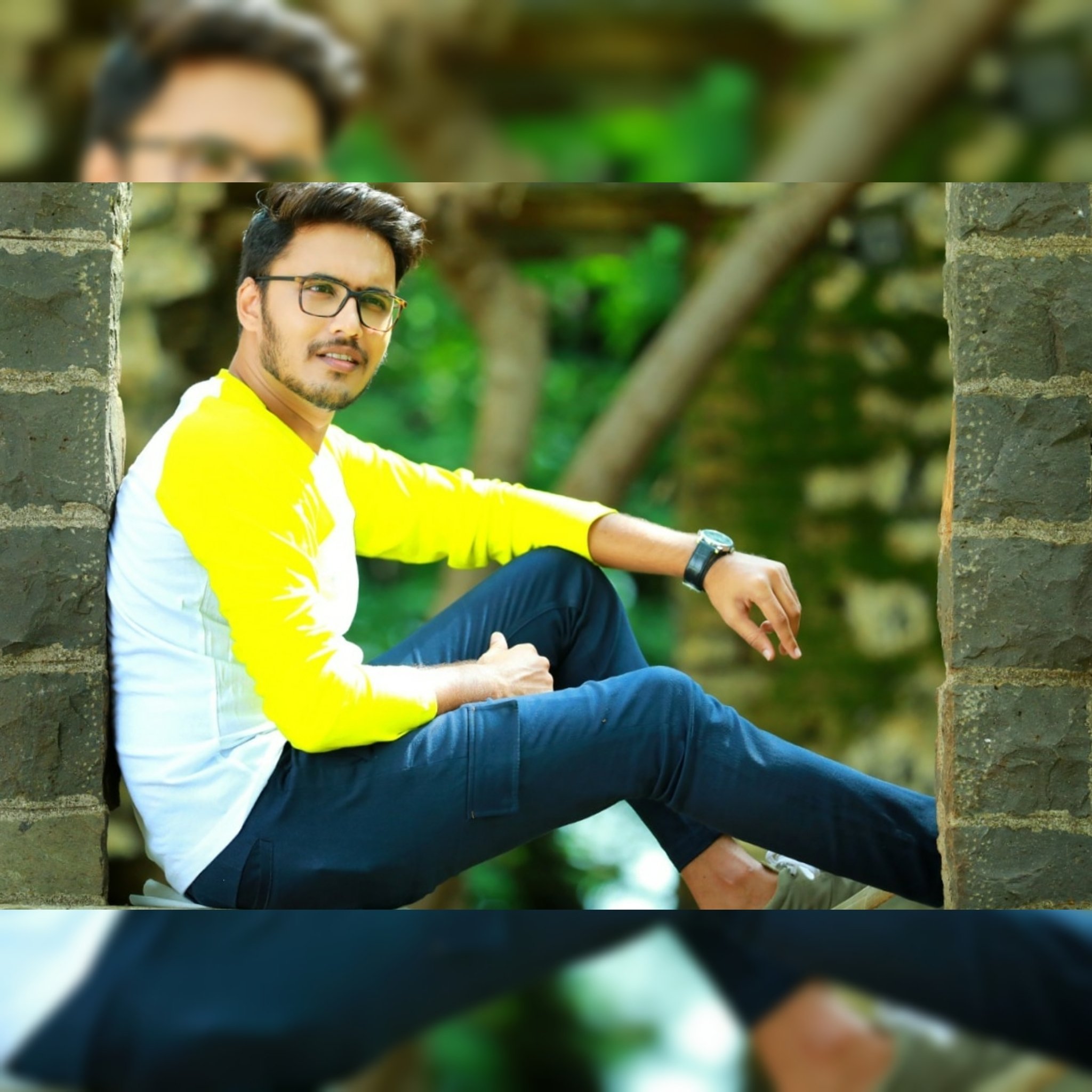 Yovvoyi ayol orgazmi aks etgan onlayn porno video