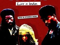 BLACK UHURU
