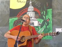 David A Romero