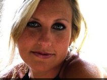 Amy Loftus