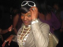GiGi