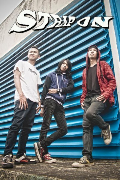 ReverbNation profile picture for @strapon