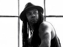 JULIAN TAYLOR