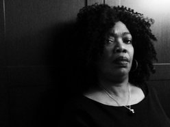 Dee Hemingway