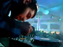 DJ Grizzly
