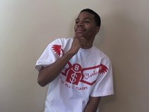 DeeWhite