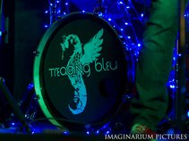 Treading Bleu