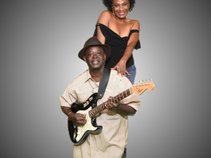 IKE AND VAL WOODS