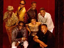 UPTOWN ENTERTAINMENT BAND