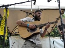 Kris Hanson Solo Act