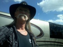 fast fred  hired gun harp player