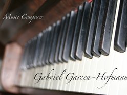 Gabriel Garcea-Hofmann: MusicComposer