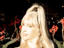 Amia Franz OFFICIAL