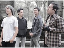 GEOMETRI BAND (BALI)