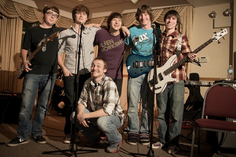 ReverbNation profile picture for @auxiliary