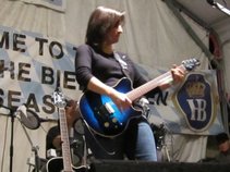 Julie Cain